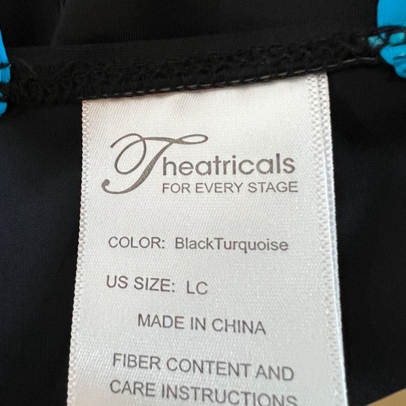 Three THEATRICALS Dance Crop Tops - Child Large - Picture 10 of 14